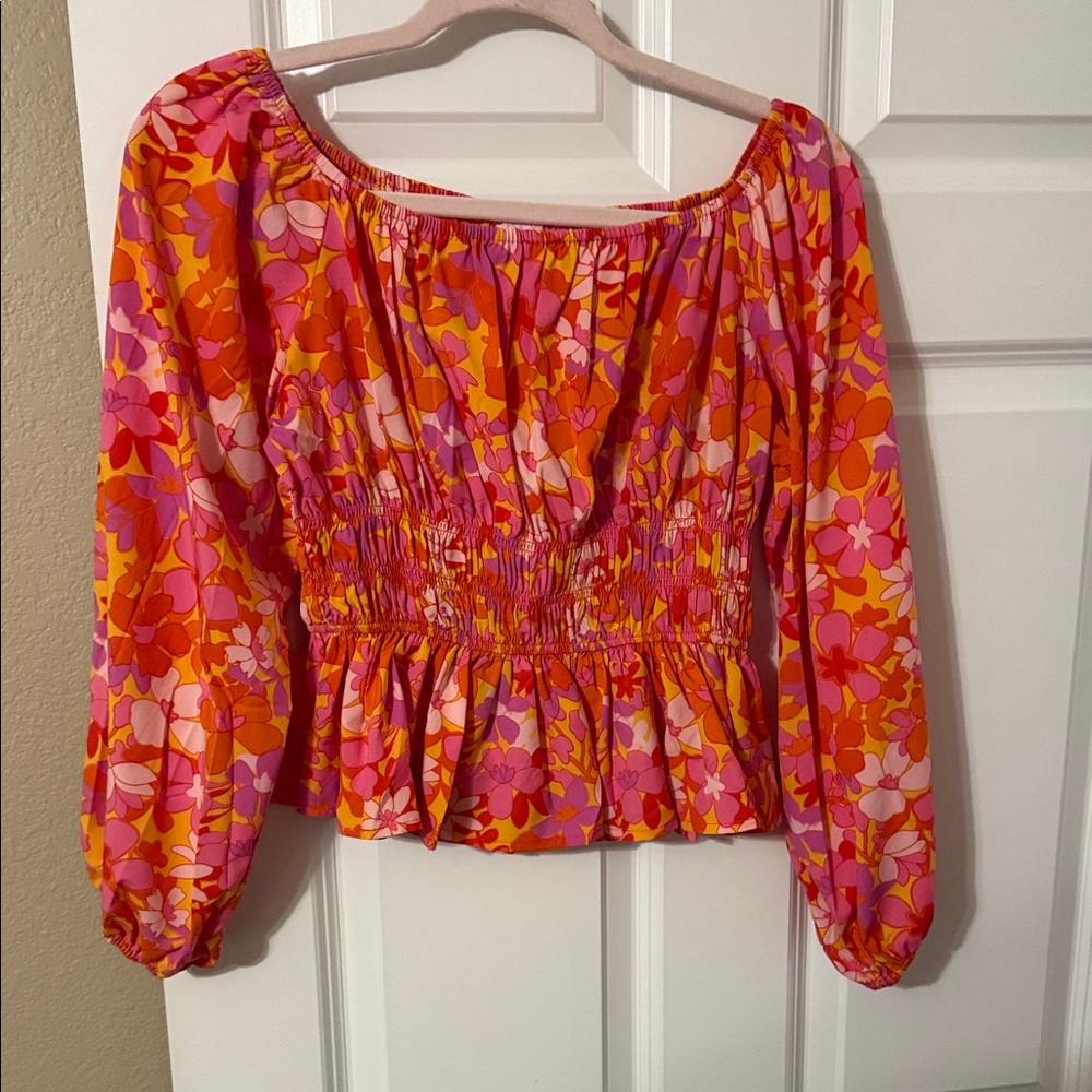 New. Pink Lily Vibrant Floral Blouse in Pink and Orange